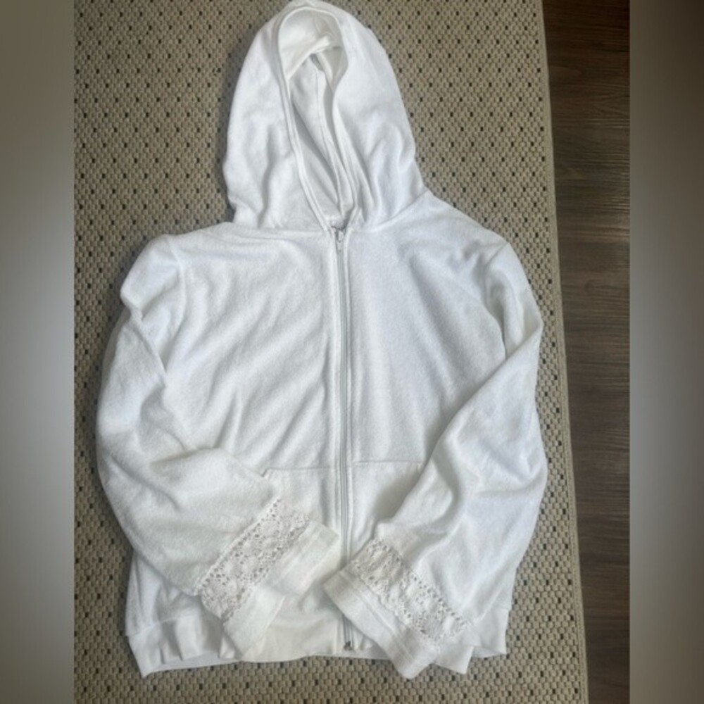 Absolutely White Velour Zip Up with Crotchet Sleeves
